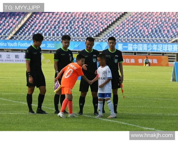 中国高中足球联赛:培养青少年足球人才的摇篮与竞技舞台 中国高中足球联赛:培养青少年足球人才的摇篮与竞技舞台